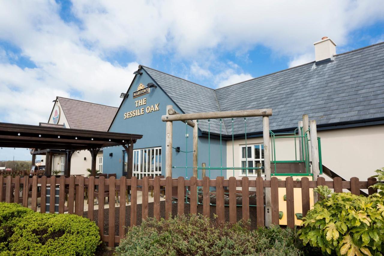 Sessile Oak, Llanelli By Marston'S Inns Kültér fotó