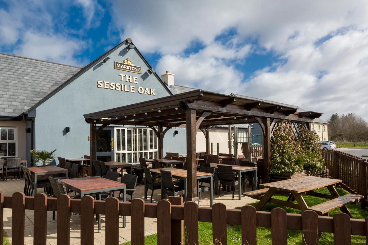 Sessile Oak, Llanelli By Marston'S Inns Kültér fotó